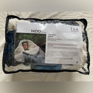 7 A.M. NIDO cloud car seat wrap